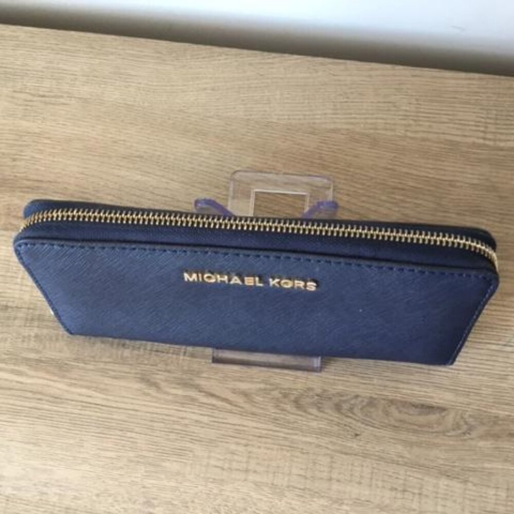Michael Kors EUC Jet Set Travel continental wallet navy Saffiano leather - Picture 3 of 9